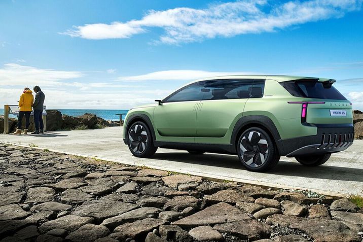 ŠKODA VISION 7S